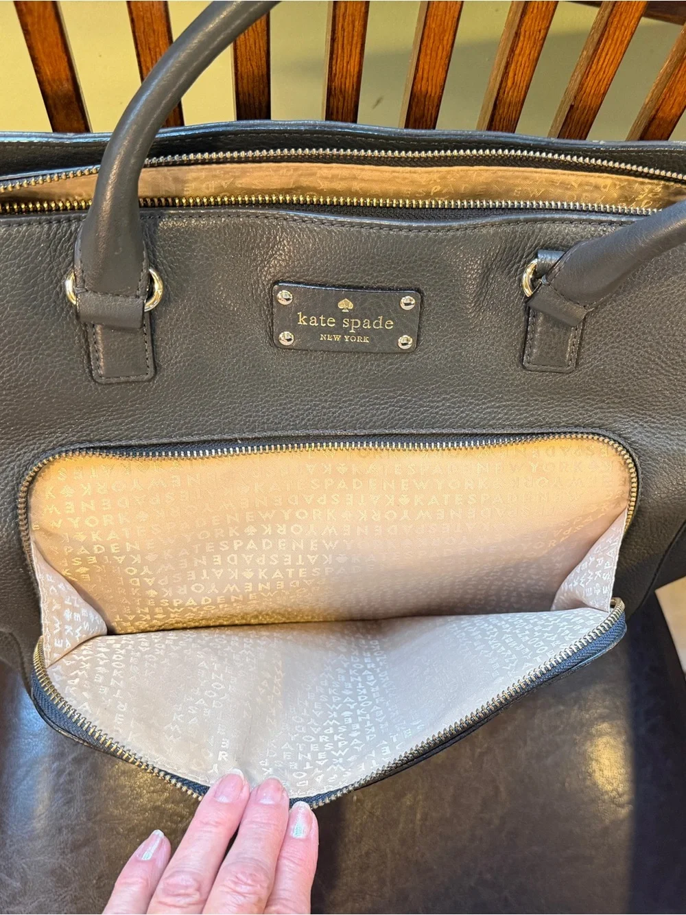 kate spade Pebbled Leather Tote in Black